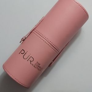 BNIB Pur brush set with case